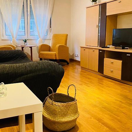 Piso 3 Habitaciones Al Lado Del Auditorio Y A 5 Min De Oviedo Centro Εξωτερικό φωτογραφία